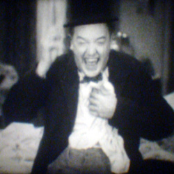 Laurel et Hardy Chevaliers servants