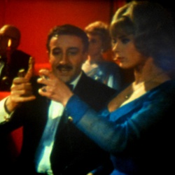 Quand l'Inspecteur s'emmêle "A Shot in the Dark"
