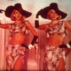 Scopitone des Soeurs Kessler "Quando Quando"