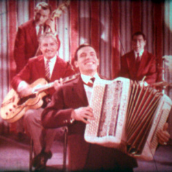 Scopitone Italien de Maurice Larcange "Reine de Musette"