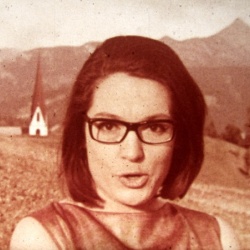 Scopitone de Nana Mouskouri "Avant toi"