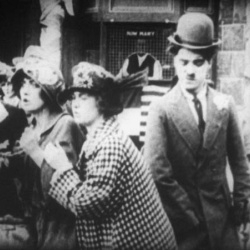 Charlot et les Saucisses