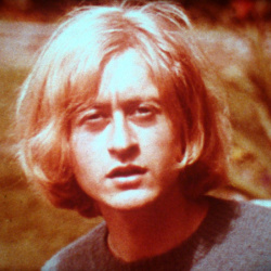 Scopitone de Michel Polnareff "Love me, please Love me"