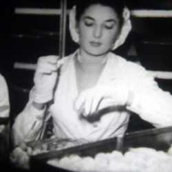 Actualités Revue Filmée de l'Europe 1954 N°8