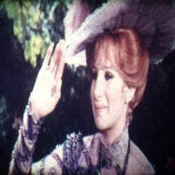 Hello, Dolly !