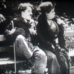 Charlot et la Somnambule