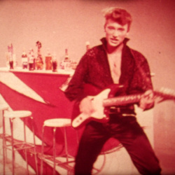 Scopitone de Johnny Hallyday "Laisse les Filles"