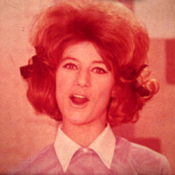 Scopitone de Sheila "Le Sifflet des Copains"