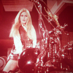 Scopitone de Brigitte Bardot "La Harley Davidson"
