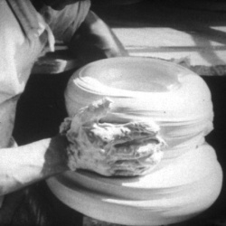 Les Arts de la Terre "Porcelaines"