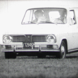 4 Publicit&eacute;s Voiture