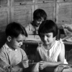 Les moins de 7 Ans