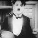 Charlot rentre tard