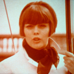 Lot de 2 bobines vides 16mm + Scopitone de Mireille Mathieu "Pourquoi mon Amour"